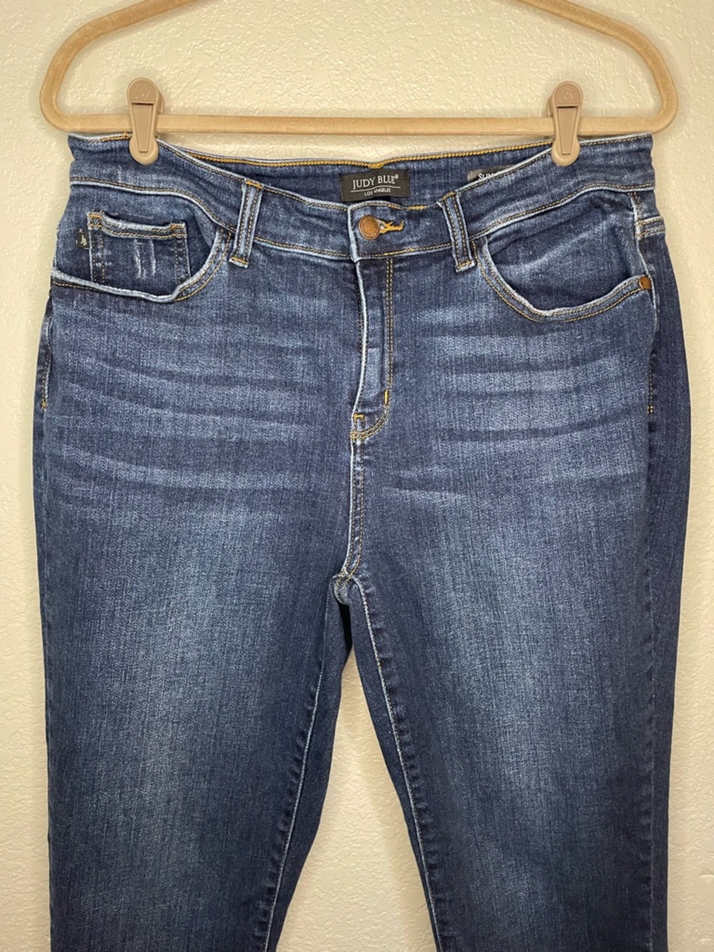 Judy Blue 15/32 Slim Fit High Rise Destroy Shark Bite Hem Stretch Denim Jeans - Picture 3 of 14